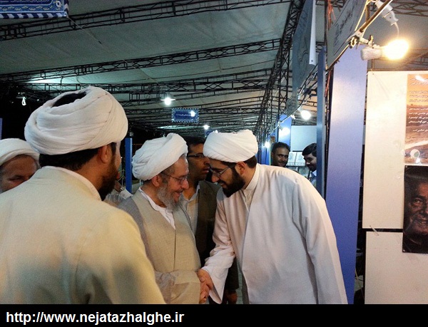 دور پنجم حضور انجمن نجات از حلقه در نمایشگاه کتاب امسال (1394) دور پنجم حضور انجمن نجات از حلقه در نمایشگاه کتاب امسال (1394)