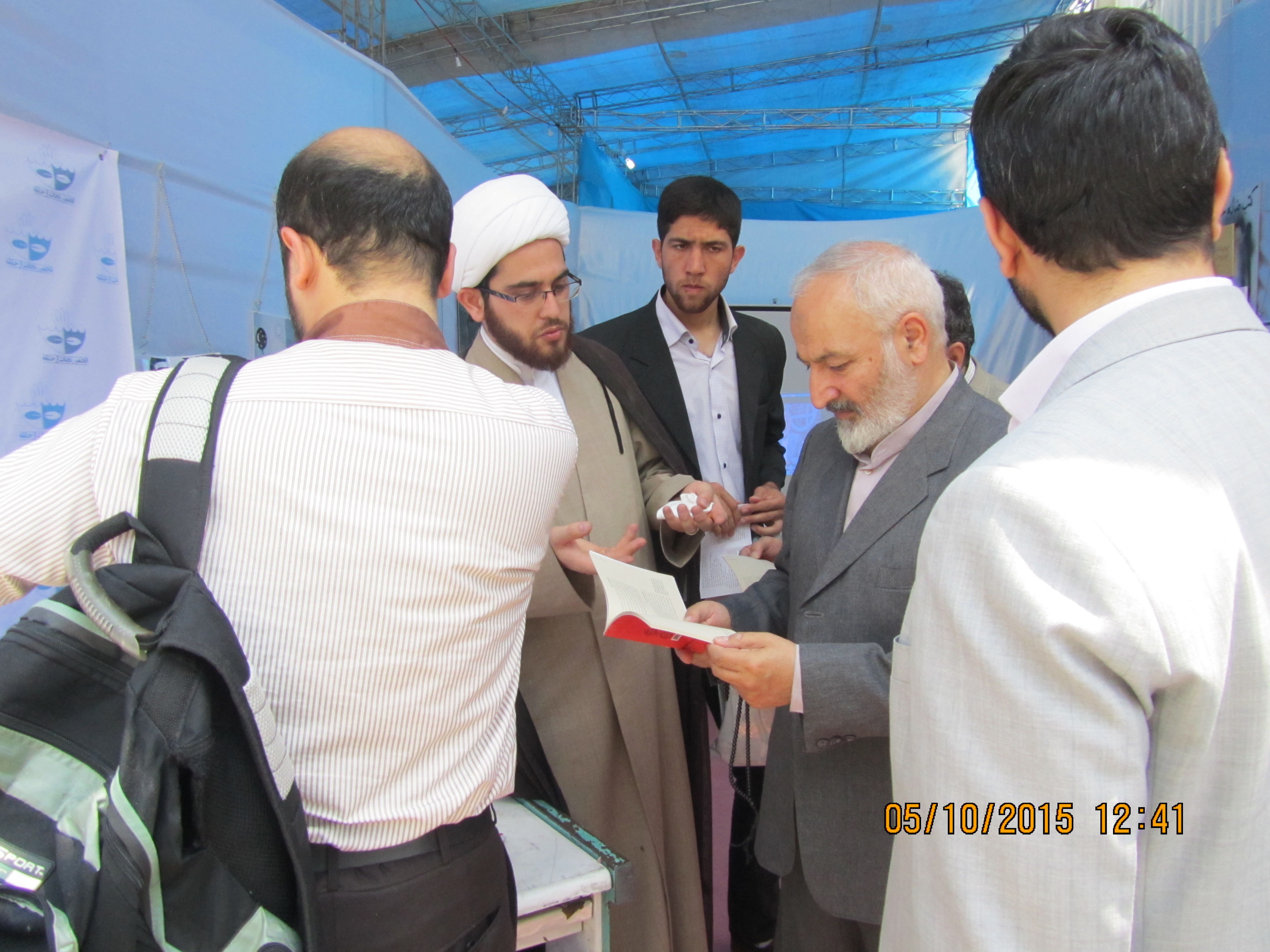 حضور آقای دکتر اسماعیل منصوری لاریجانی و هیئت همراه در غرفه نجات از حلقه