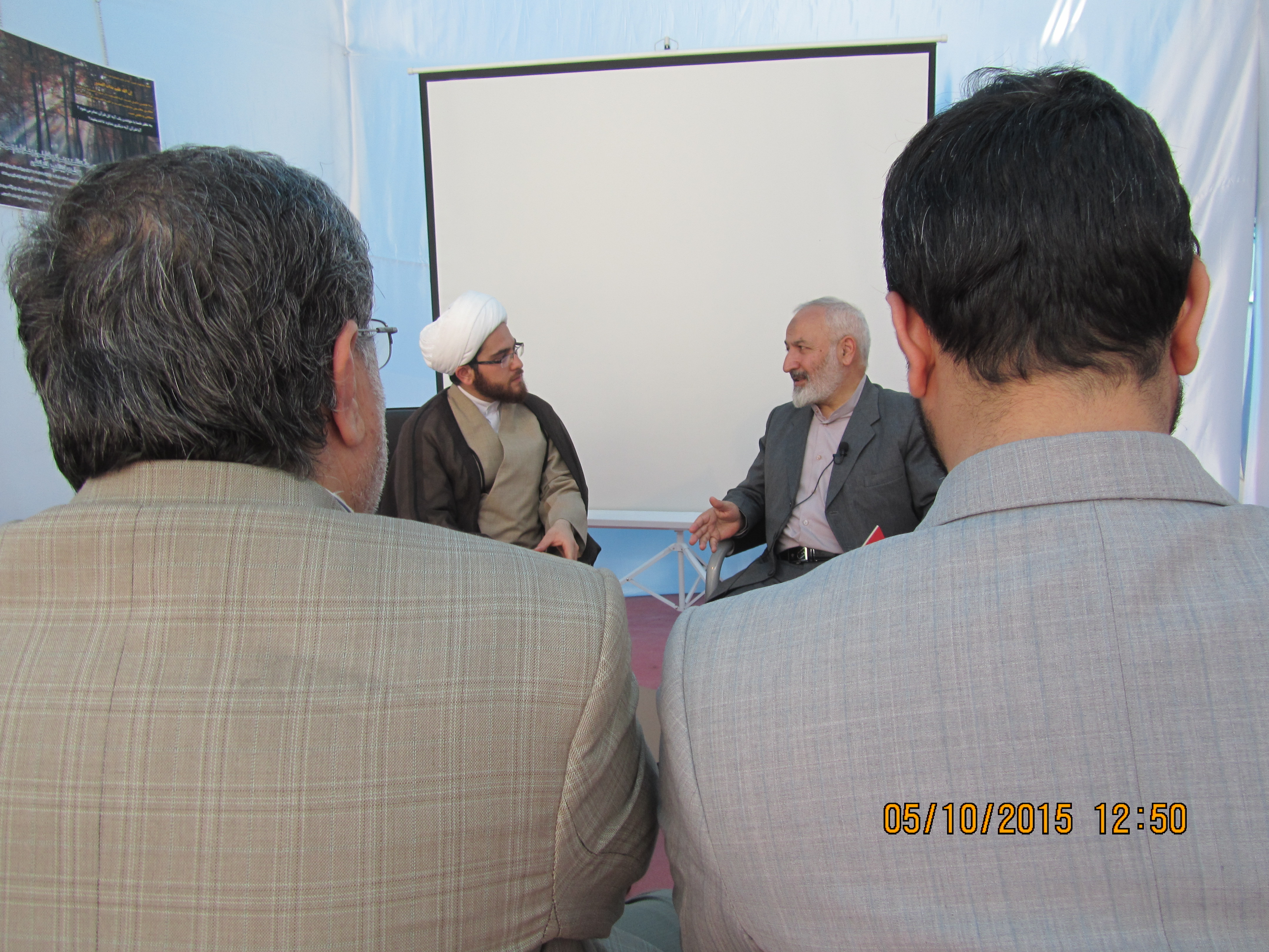 حضور آقای دکتر اسماعیل منصوری لاریجانی و هیئت همراه در غرفه نجات از حلقه