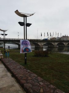 تصاویری از پخش نشریههای نقد عرفان حلقه و بنرهای مرتبط با آسیب دیدگان فرقهی حلقه در تنکابن تصاویری از پخش نشریههای نقد عرفان حلقه و بنرهای مرتبط با آسیب دیدگان فرقهی حلقه در تنکابن