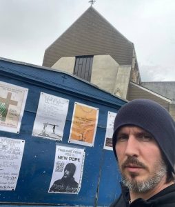 واکنش فرقه یمانی به درگذشت پاپ فرانسیس: «خدا سخن گفته؛ زمان پاپ جدید فرا رسیده است»