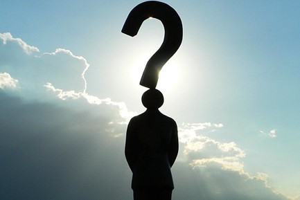 معنویت های نوظهور، استفاده ابزاری از دین