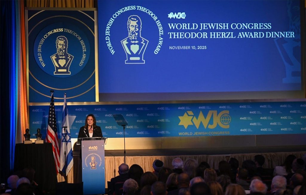 جایزه لابی صهیونیستی به سناتور و نماینده آمریکایی؛ پاداش وفاداری بیقیدوشرط به اسرائیل یهودیت