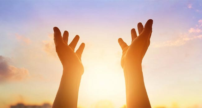 تفاوت شکرگزاری توحیدی و انحرافی شکرگزاری توحیدی، شکرگزاری انحرافی، تفاوت ها