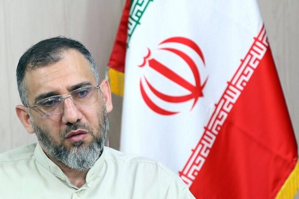 محمدعلی طاهری؛ از شعور کیهانی تا مواضع سیاسی محمدعلی طاهری، عرفان حلقه، مواضع سیاسی