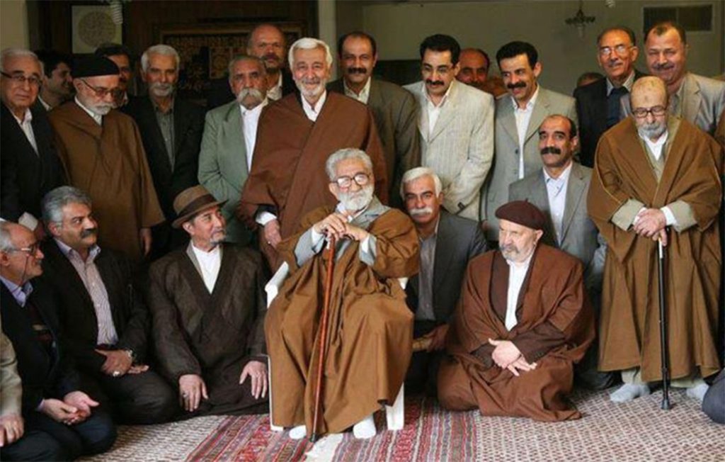 ریاکاری صوفیانه؛ چگونه فرقه گنابادیه از ذکر تا سیاست لغزید؟ ریاکاری صوفیانه؛ چگونه فرقه گنابادیه از ذکر تا سیاست لغزید؟