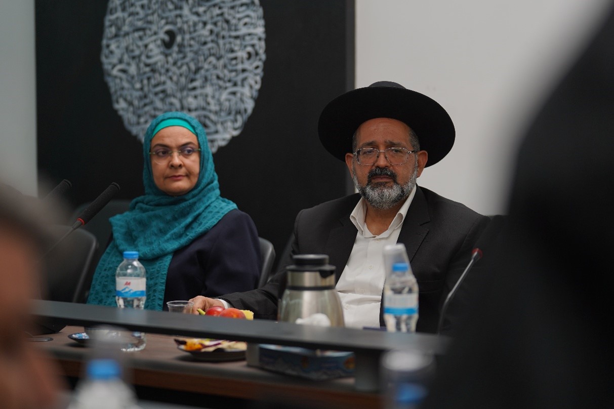 نشست همگرایی ادیان الهی در مبارزه با ظلم جهانی