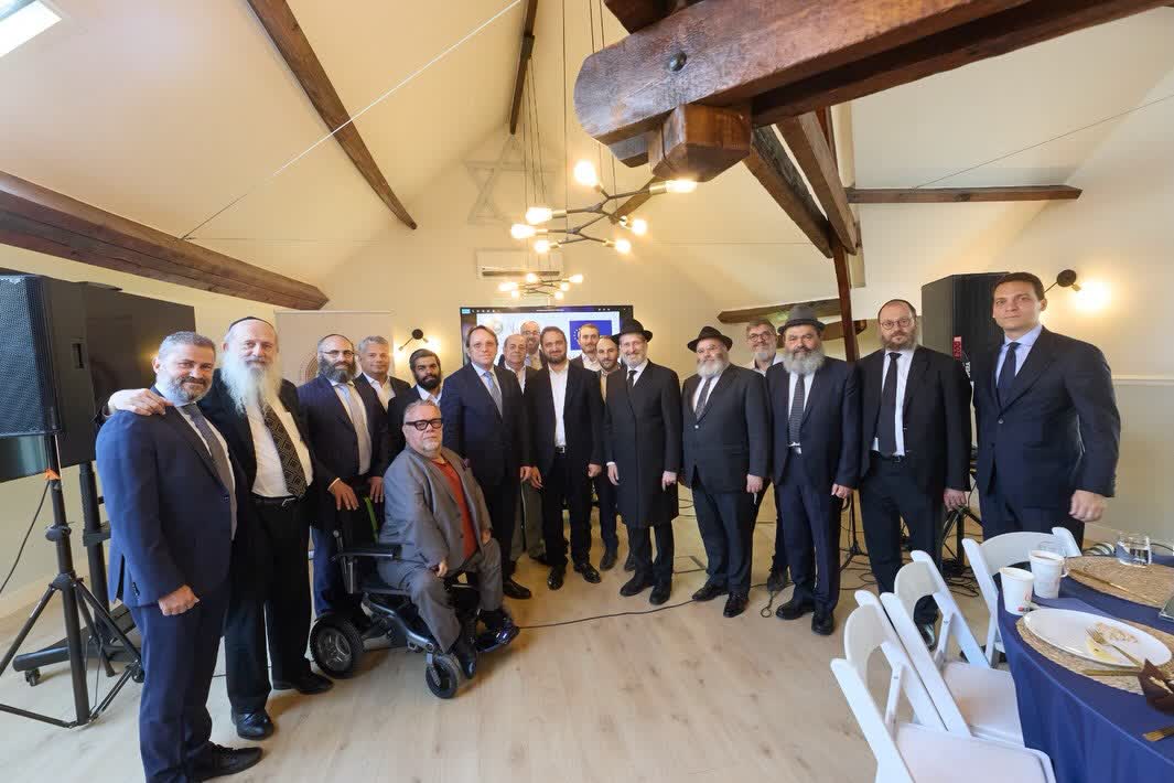 حضور حاخام اعظم ایران در اجلاس بروکسل؛ جای خالیِ رسالتِ ظلمستیزانه حضرت موسی حضور حاخام اعظم ایران در اجلاس بروکسل؛ جای خالیِ رسالتِ ظلمستیزانه حضرت موسی