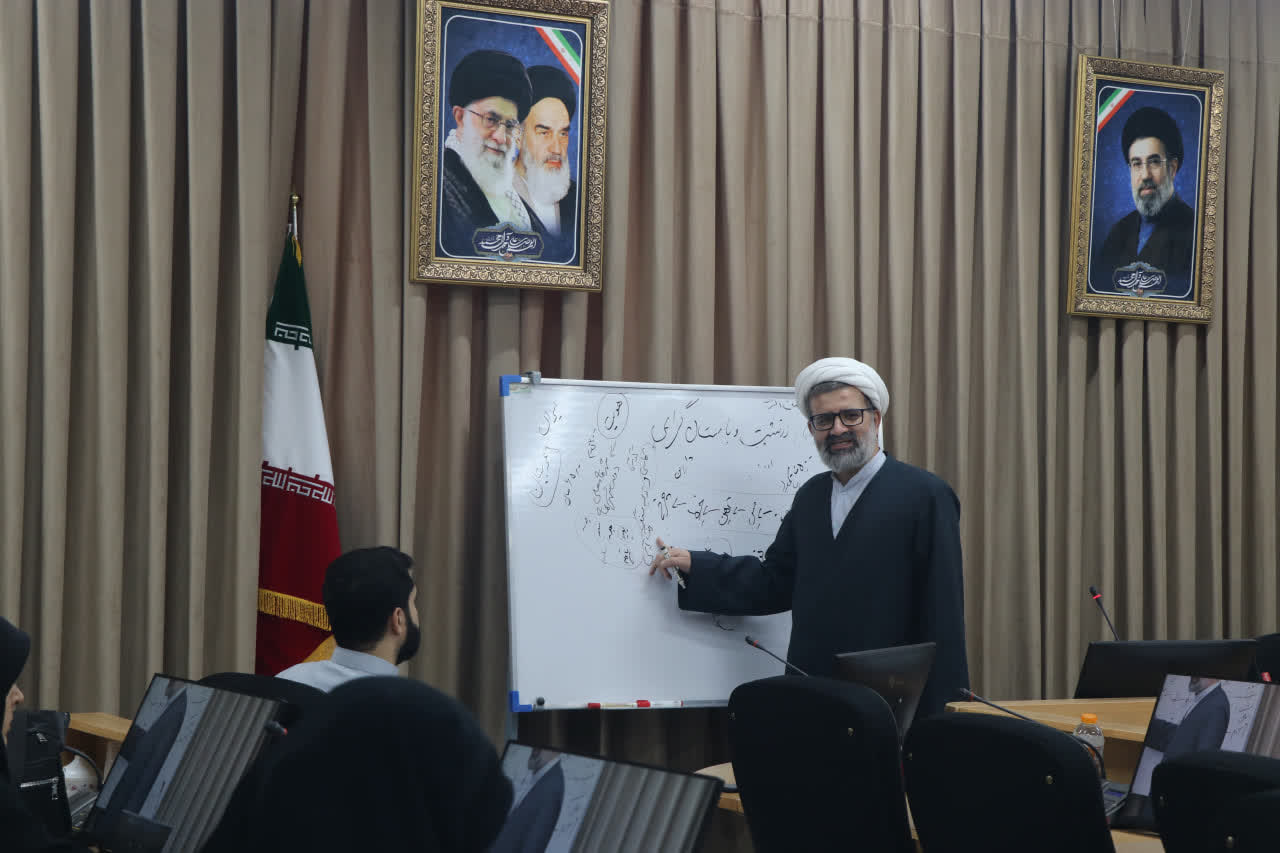 گزارش نشست علمی و تخصصی «نقد و بررسی شبهات باستانگرایی» گزارش نشست علمی و تخصصی «نقد و بررسی شبهات باستانگرایی»
